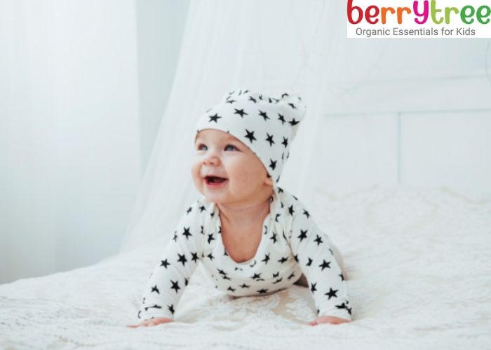 How To Dress Your Baby In Winter Tips For Moms Berrytree India